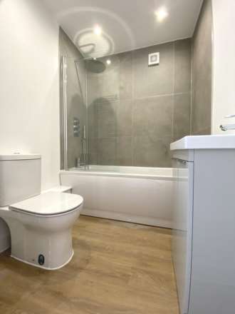 Farrier Court, St Neots, Image 6