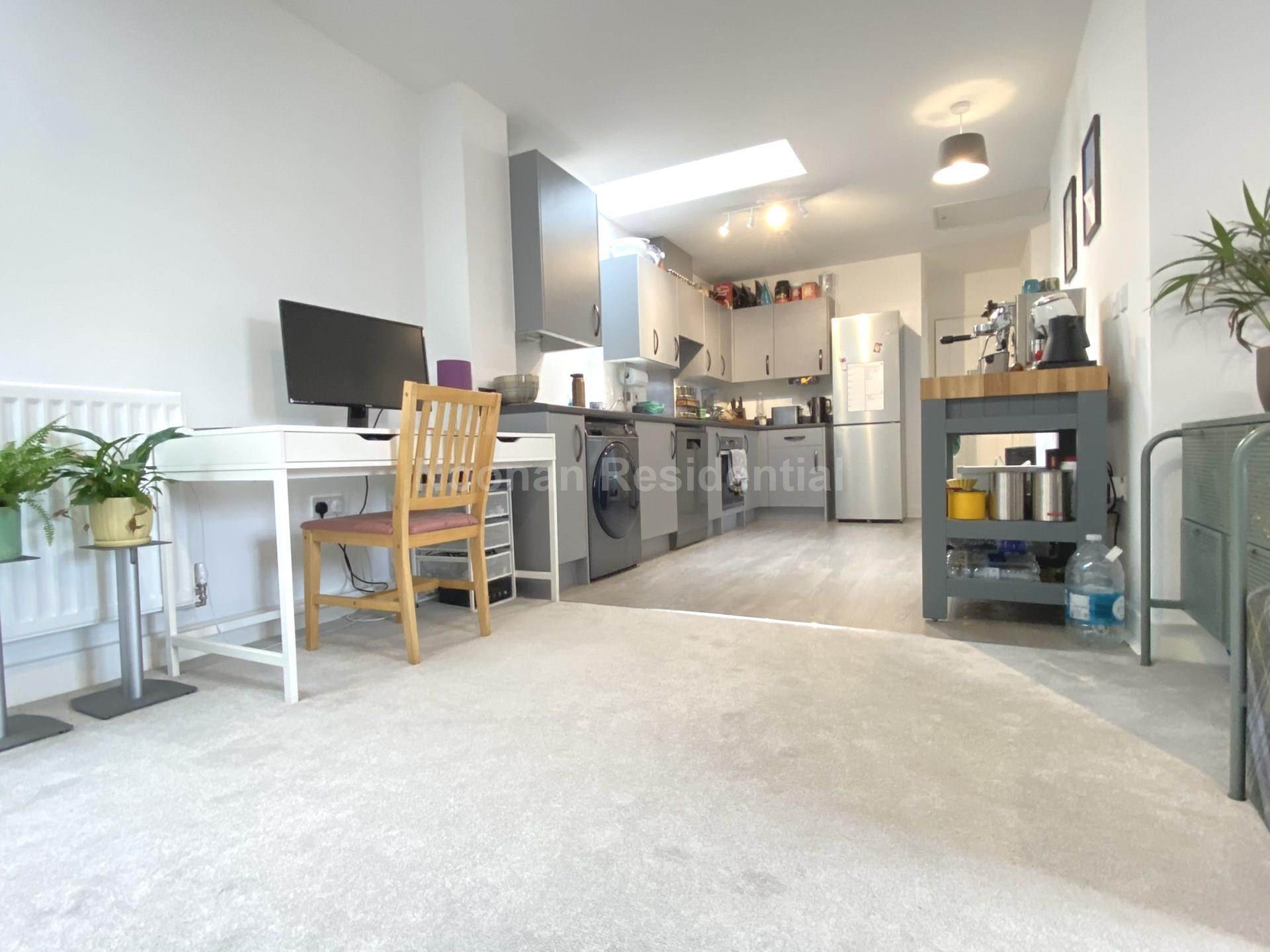 Gladwin Crescent, Brampton, Image 3
