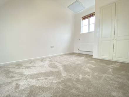 Stargoose Close, Caldecote, Image 11