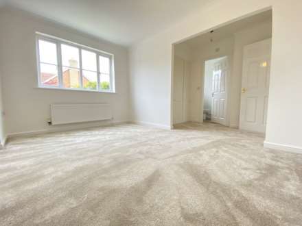 Stargoose Close, Caldecote, Image 9