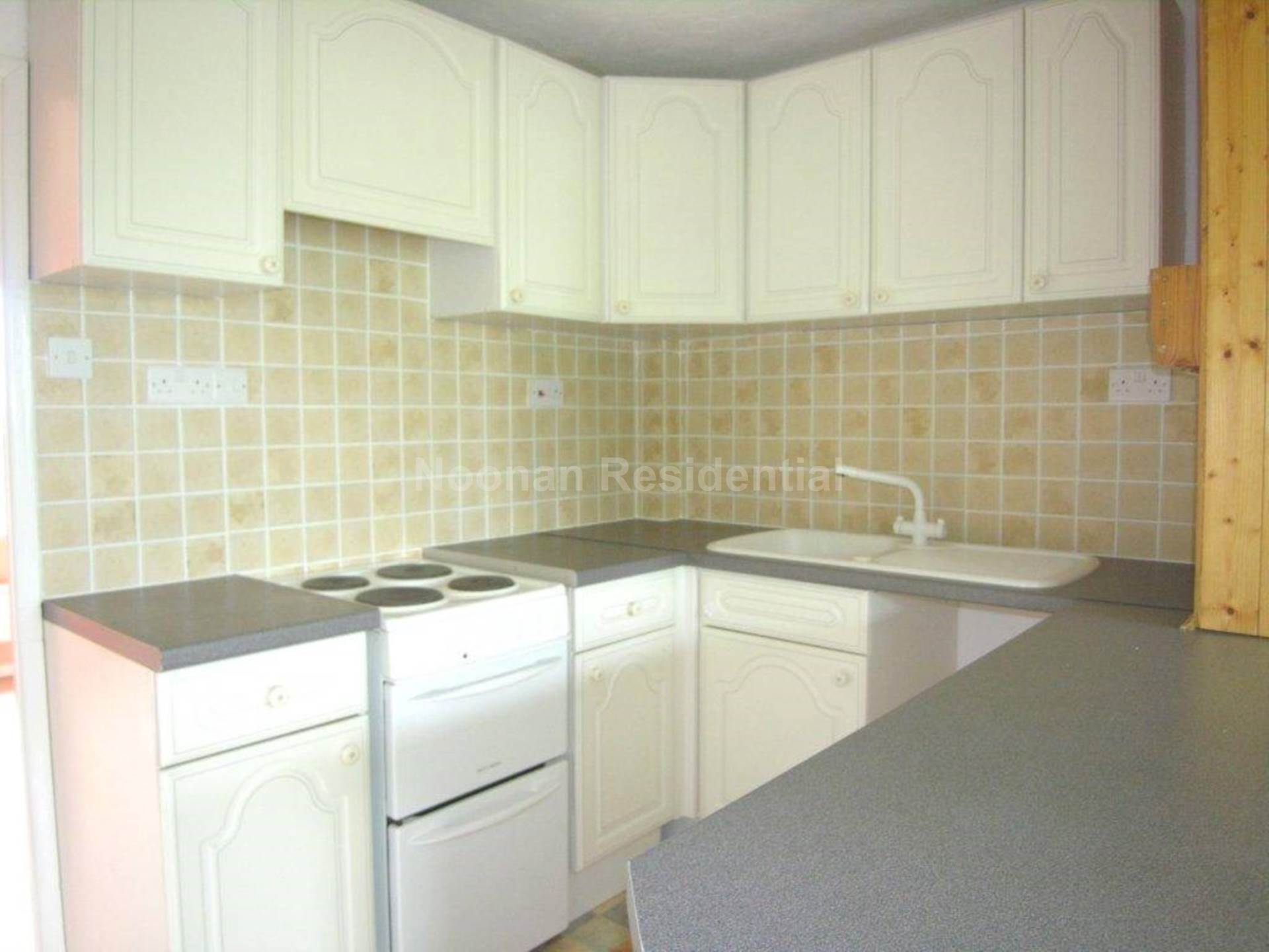 Buckden Court, Perry, Image 4