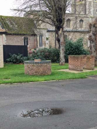 High Street, Offord Cluny, Image 13