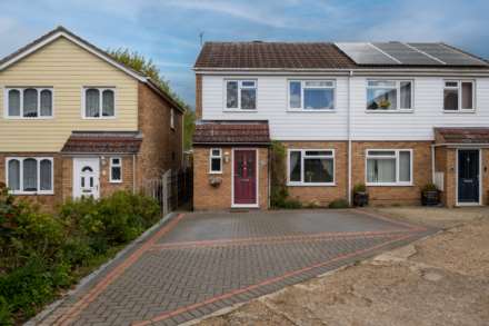 Property For Sale Rectory Close, Great Paxton, St Neots