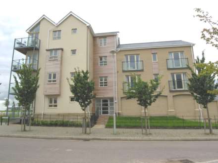 2 Bedroom Apartment, Fox Brook, St Neots