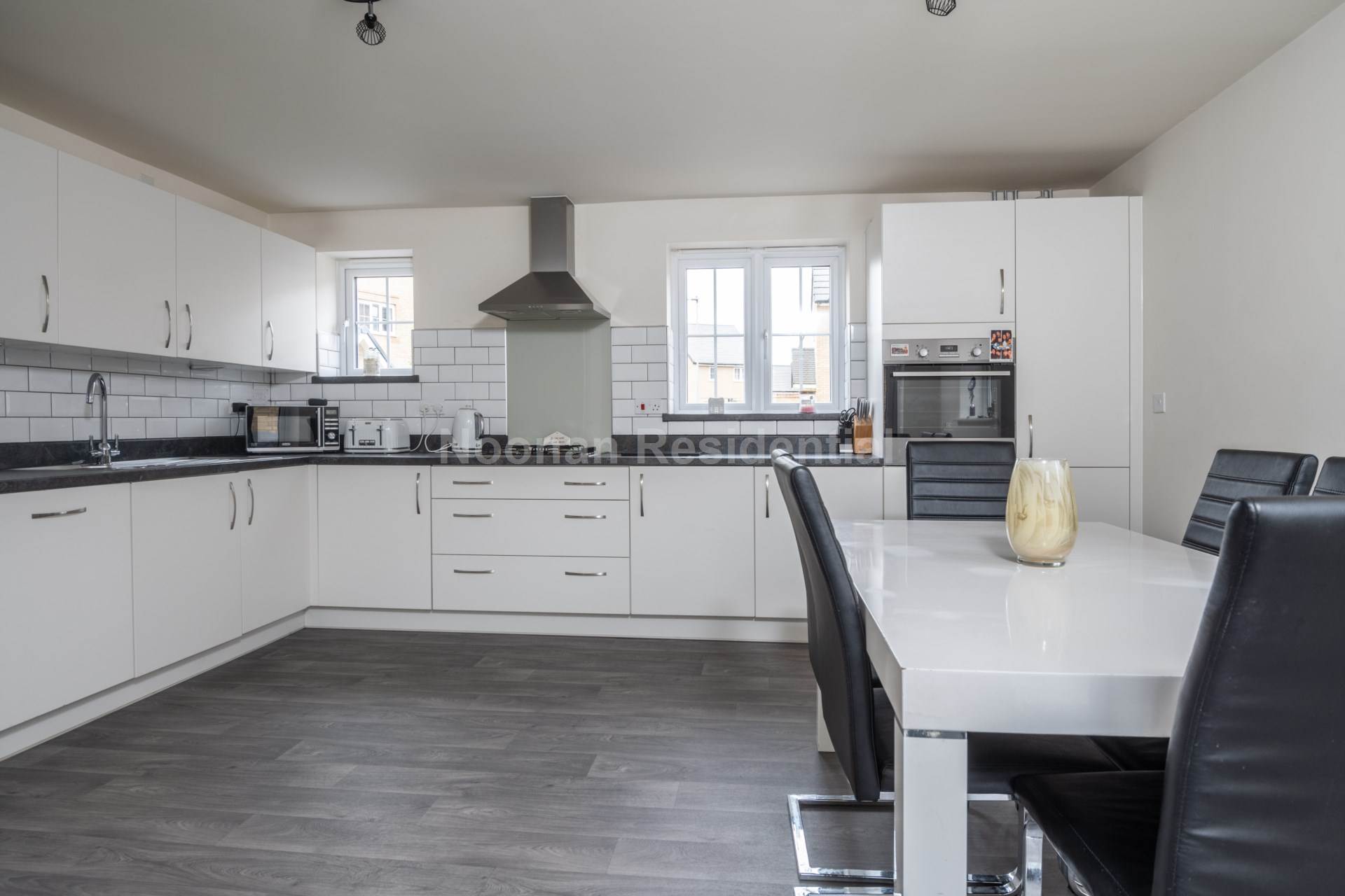 Tanner Drive, Godmanchester, Image 4