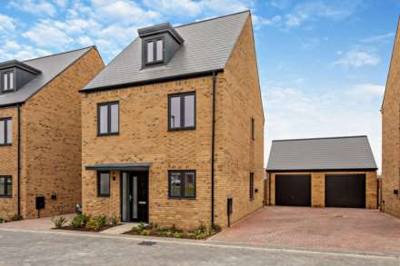 4 Bedroom Detached, Lambourne Road, St Neots