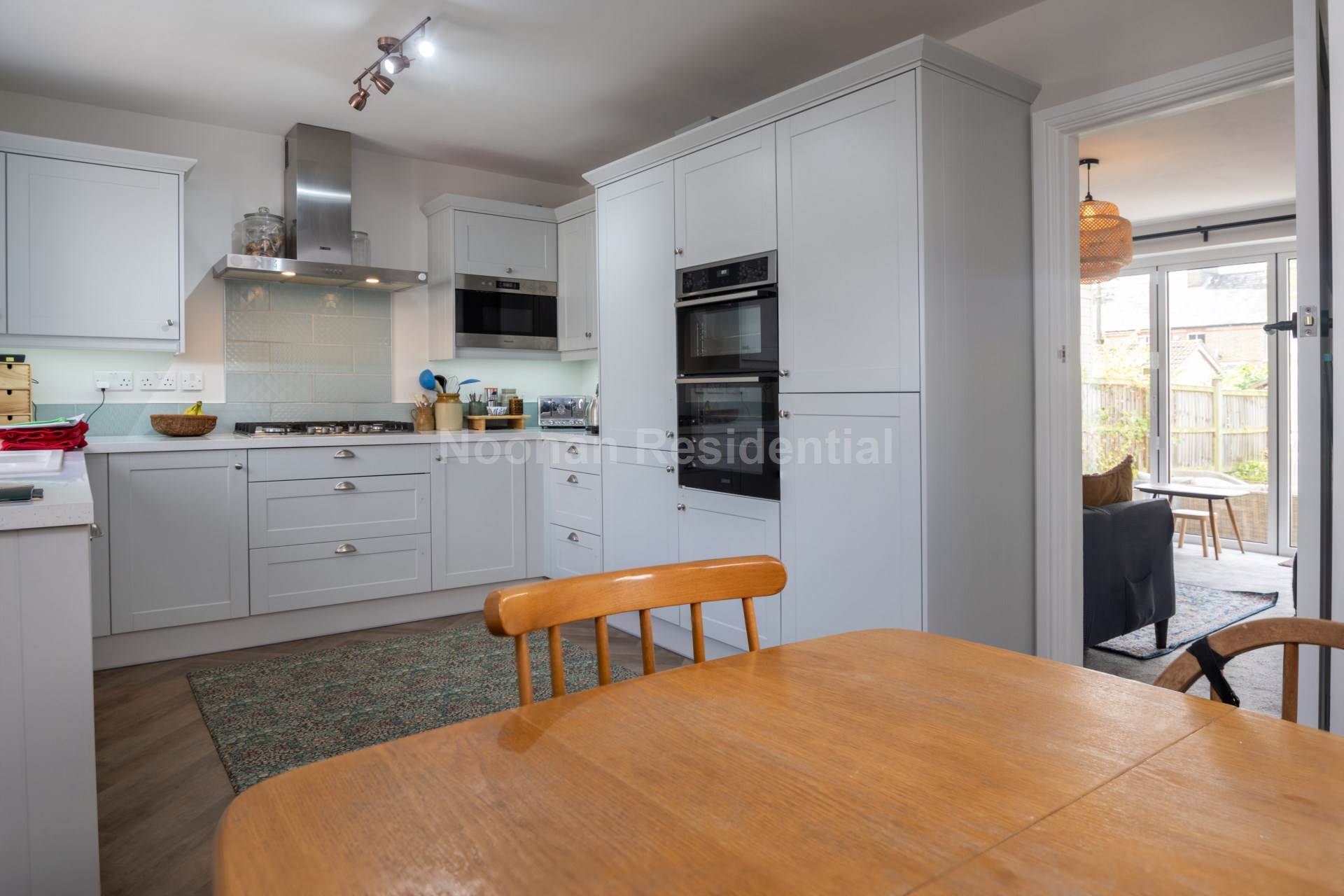 Cambridge Gardens, St Neots, Image 5