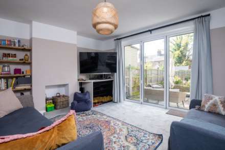 Cambridge Gardens, St Neots, Image 3