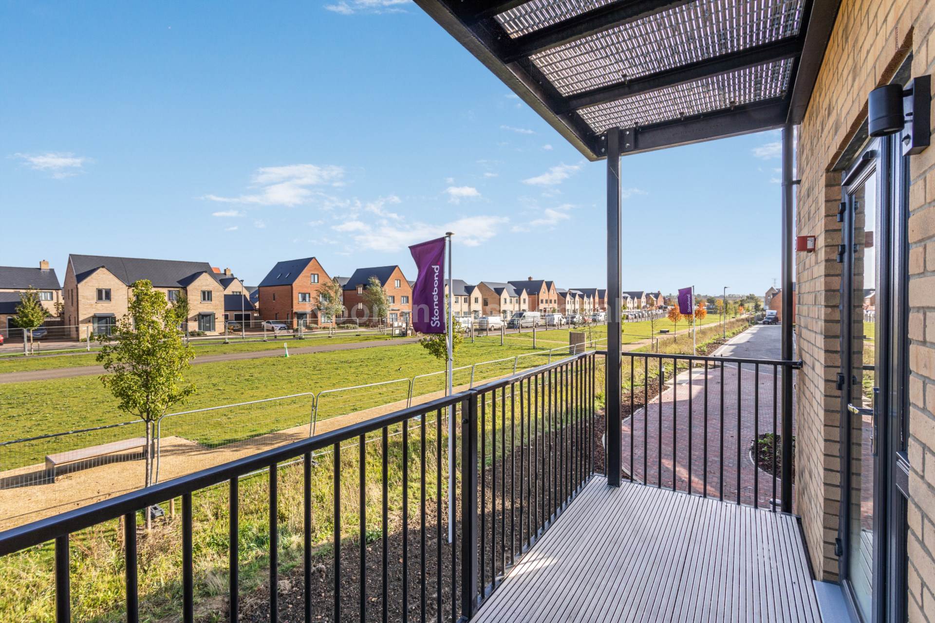 43 Lambourne Road, Image 2