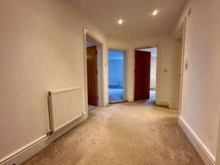 New Street, St Neots, Image 3