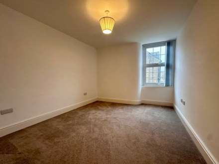 New Street, St Neots, Image 5