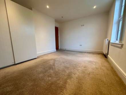 New Street, St Neots, Image 6