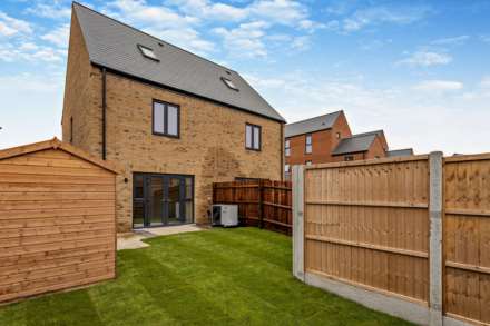 3 Bedroom Semi-Detached, Lambourne Road, St Neots