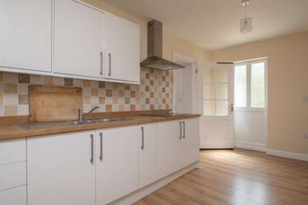 Bargroves Avenue, St Neots, Image 6