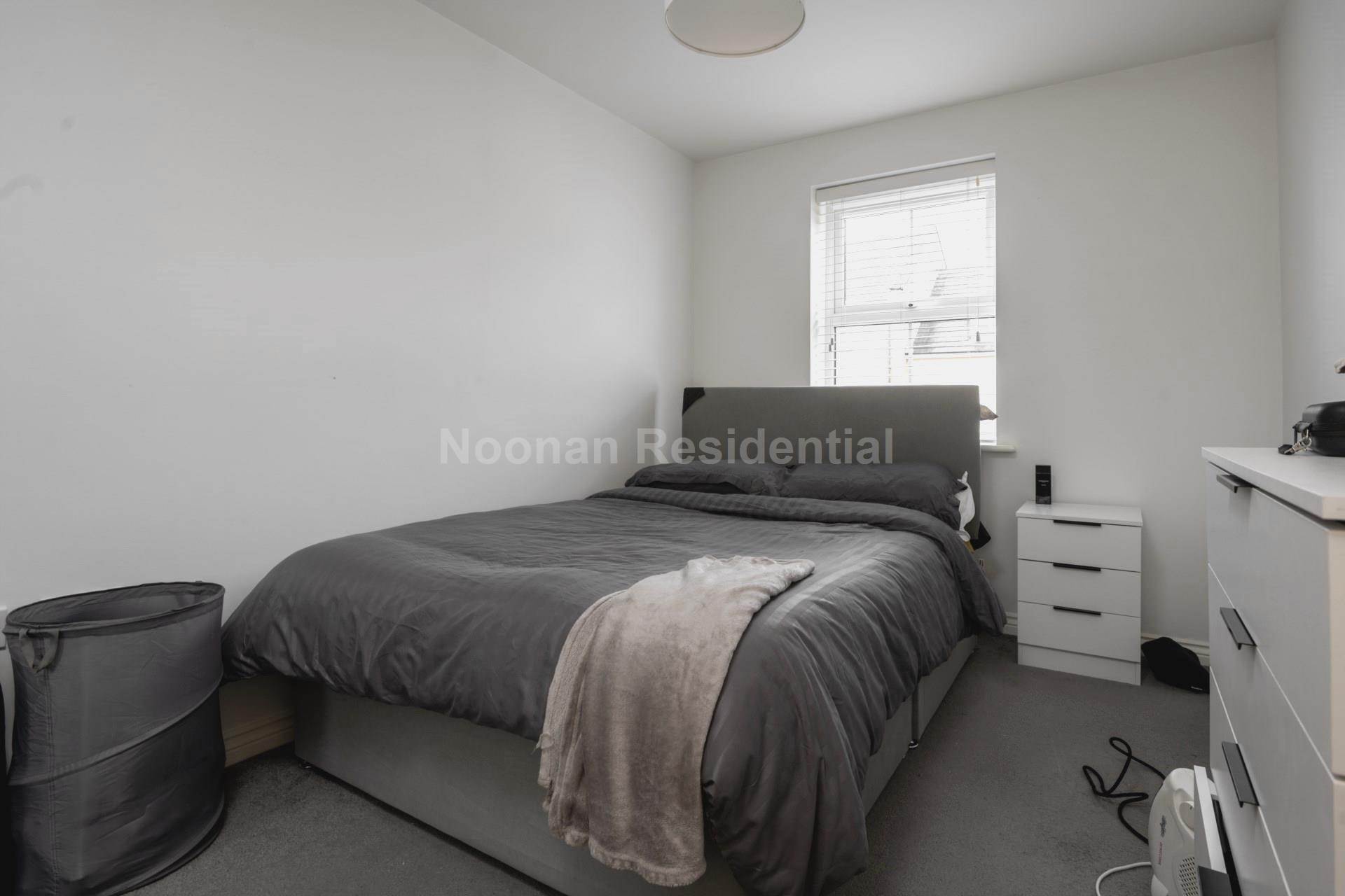 Delphinium Court, St Neots, Image 6