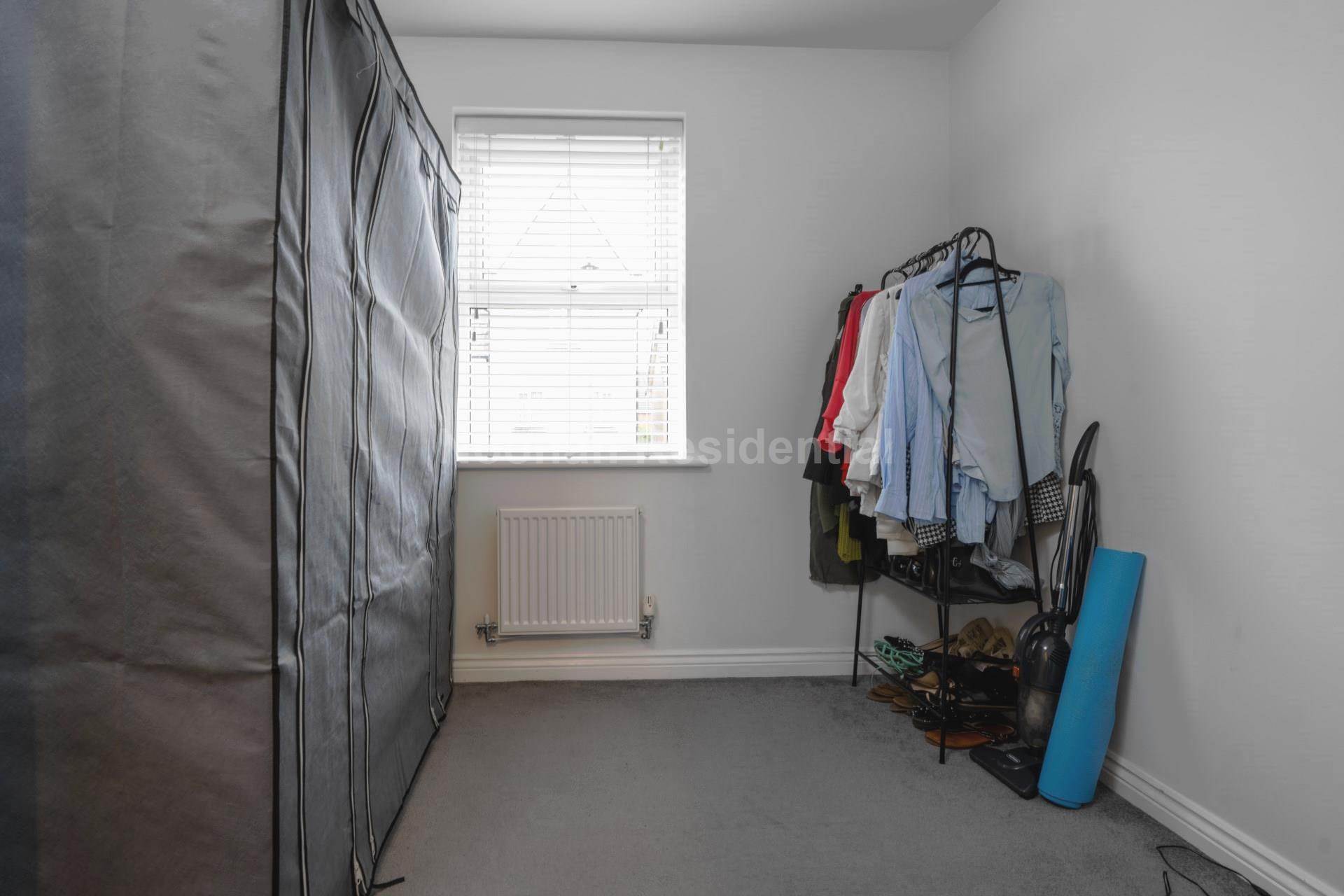 Delphinium Court, St Neots, Image 7