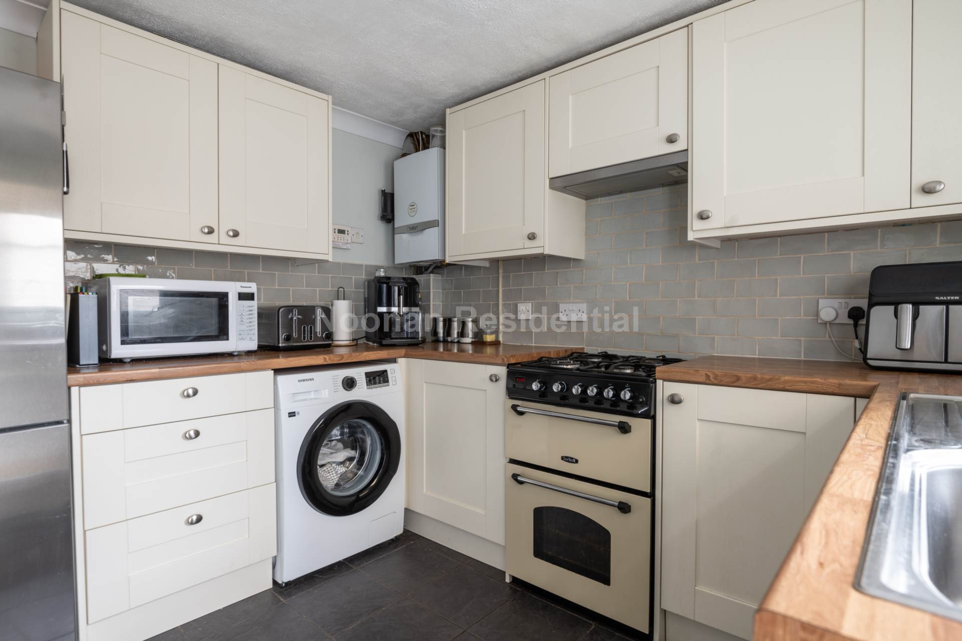 Colne Road, Earith, Image 6