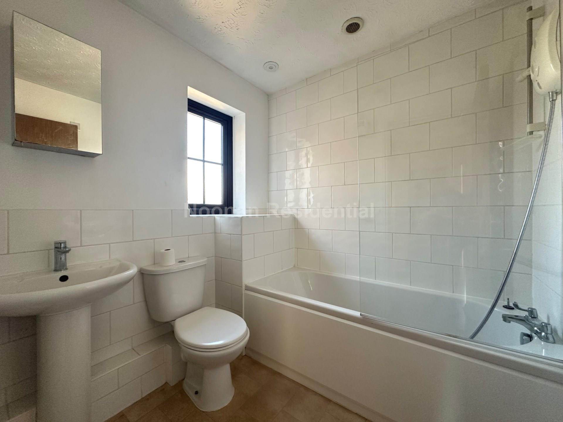 Cromwell Court, Eynesbury, Image 7
