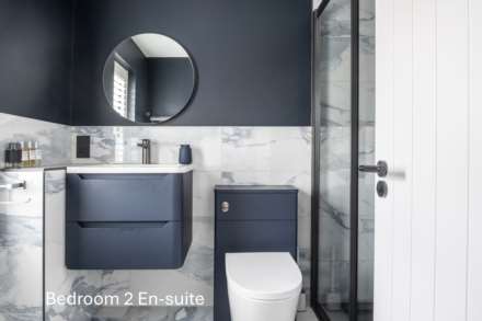 Middleground, St Neots, Image 17
