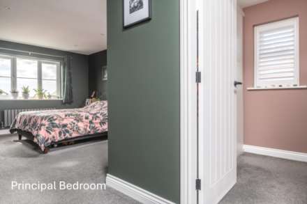 Middleground, St Neots, Image 19