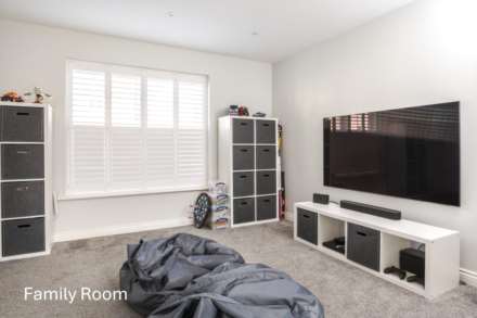 Middleground, St Neots, Image 7