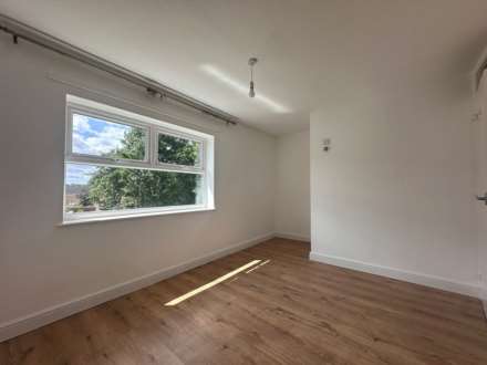 Cornwall Court, St Neots, Image 10