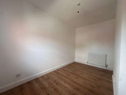 Cornwall Court, St Neots, Image 11