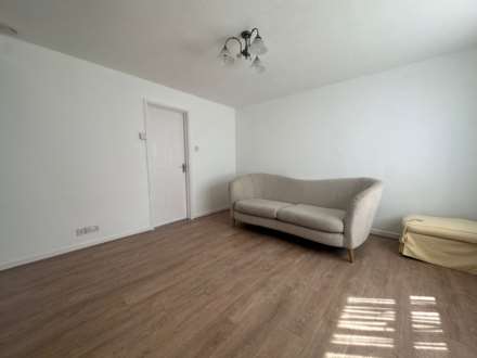 Cornwall Court, St Neots, Image 4