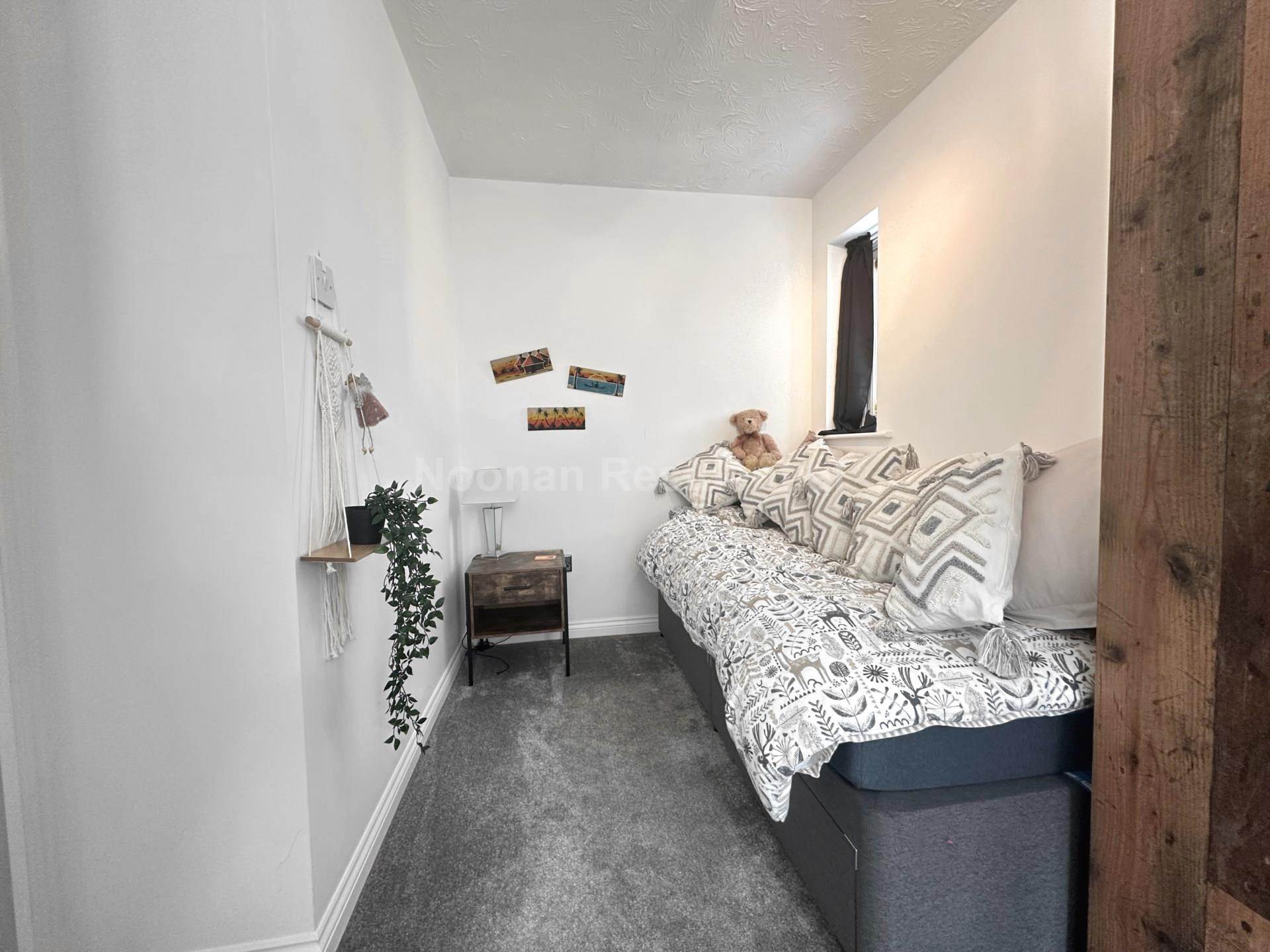Swallow Court, St Neots, Image 11