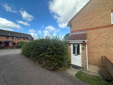 Property For Rent Poppyfields, Bedford