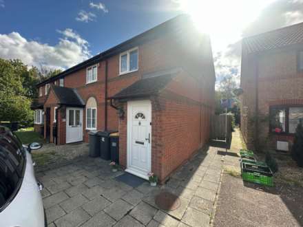 Property For Rent Poppyfields, Bedford