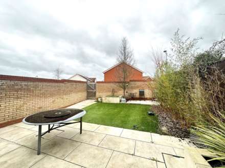 Great High Ground, St Neots, Image 14