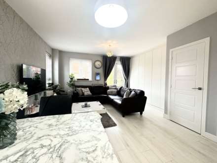 Great High Ground, St Neots, Image 5