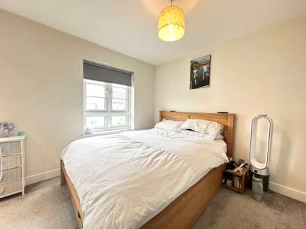 Great High Ground, St Neots, Image 8