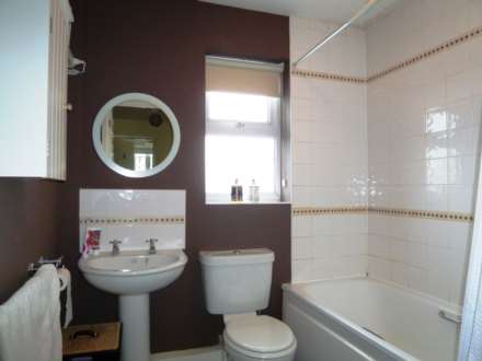 Cook Drive, Eynesbury, Image 3