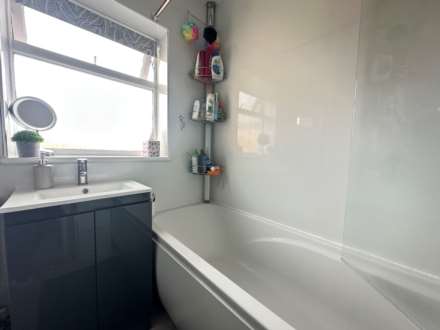 Cornwall Court, Eaton Socon, Image 13