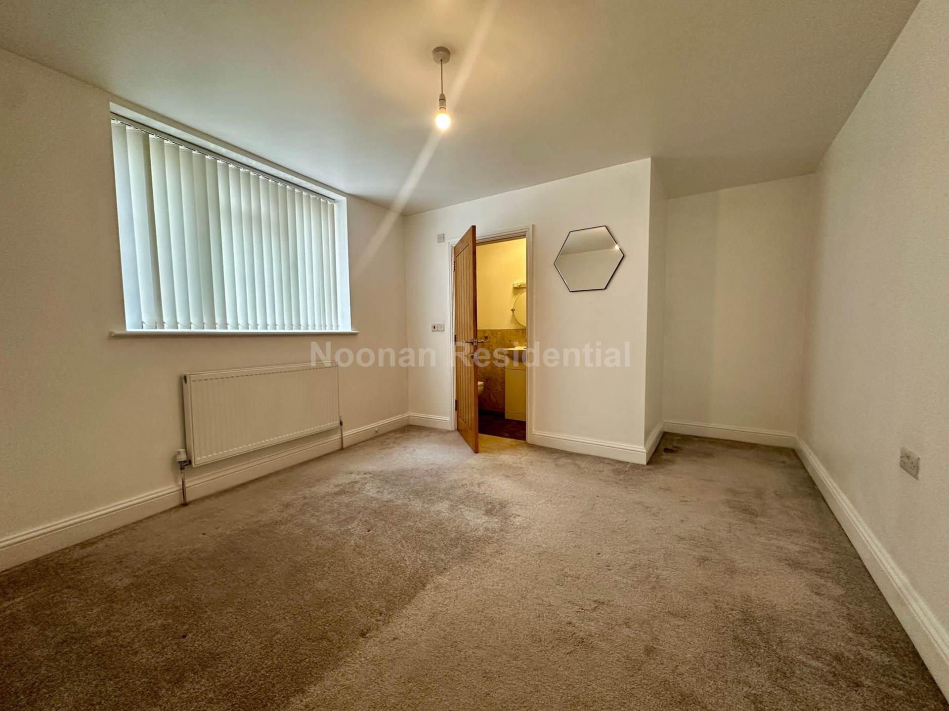 New Street, St Neots, Image 4