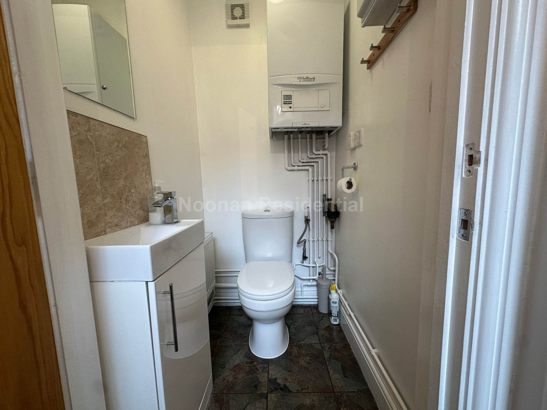 New Street, St Neots, Image 6