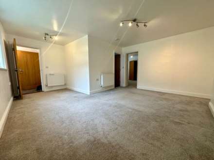 Property For Rent New Street, St Neots