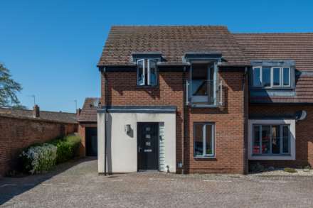Dandby Close, Little Paxton, Image 13