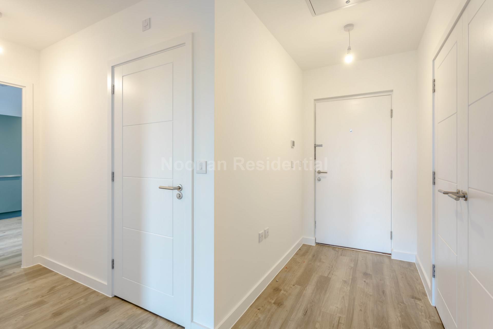 43 Lambourne Road, Image 7