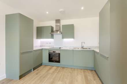 43 Lambourne Road, Image 1