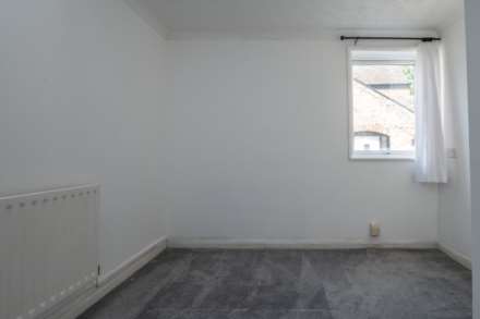 Brookside Court, St. Mary's Street, Image 6