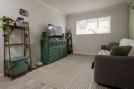 Cambridge Court, St Neots, Image 3