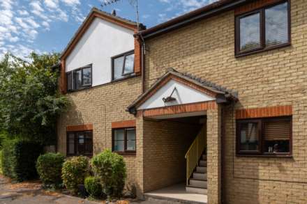 Cambridge Court, St Neots, Image 6