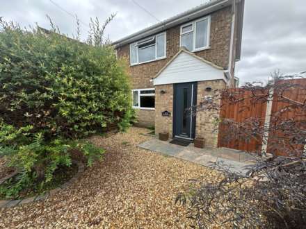3 Bedroom Semi-Detached, Kym Road, St Neots