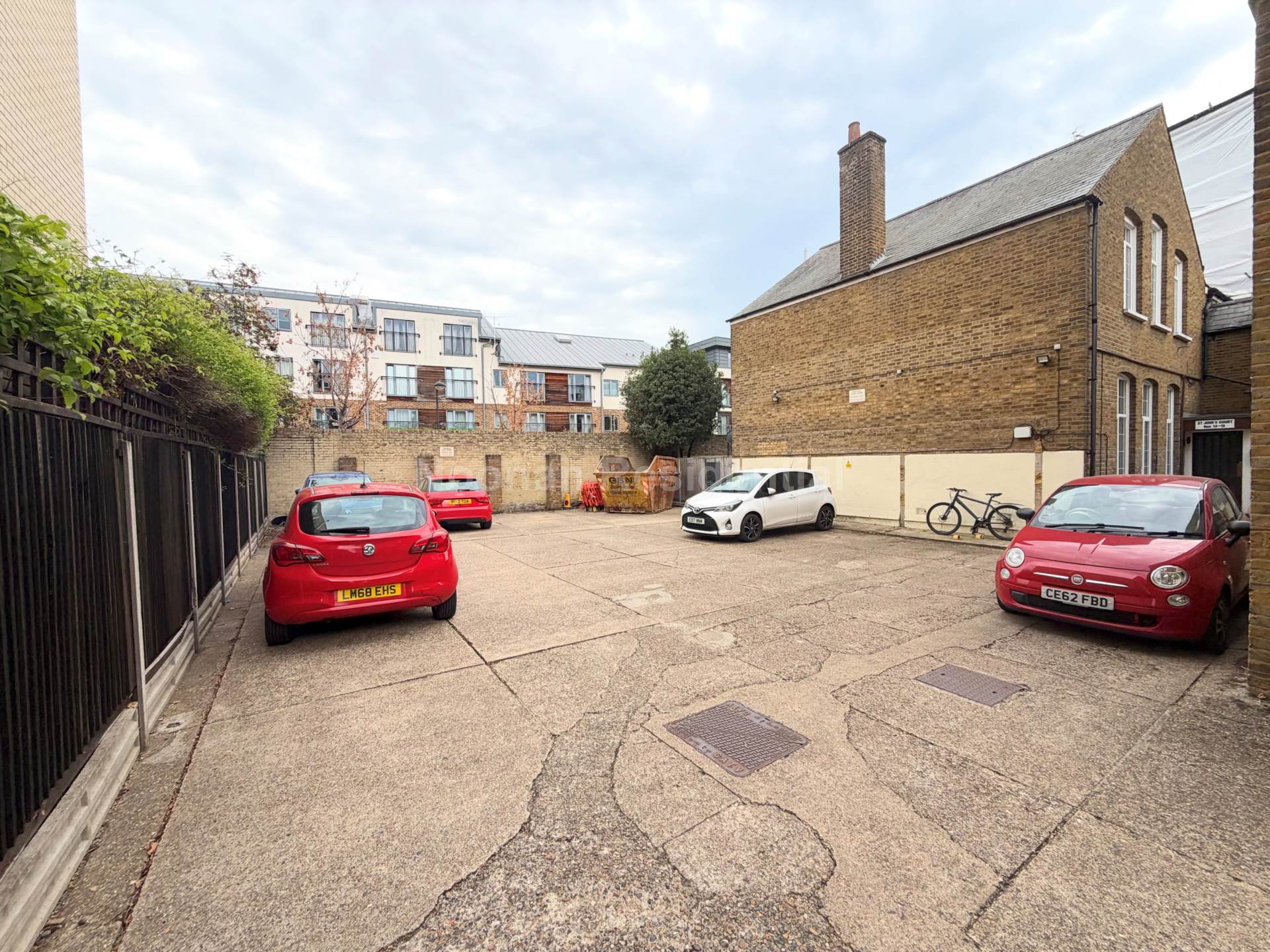 St John Court, Hertford, Image 9