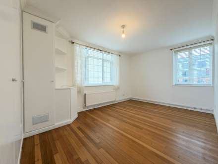 St John Court, Hertford, Image 7