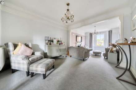 Avenue Road, St Neots, Image 16
