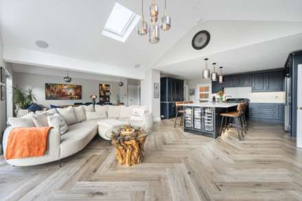 Avenue Road, St Neots, Image 4